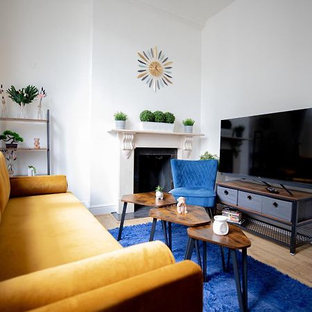 Perfect Location 4Bed 2 Bath Spacious Apartment London Exterior foto
