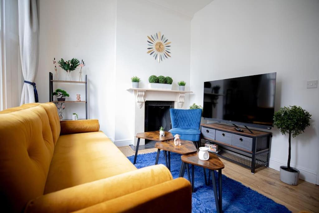 Perfect Location 4Bed 2 Bath Spacious Apartment London Exterior foto